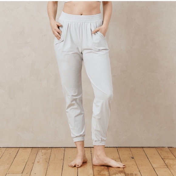 Aday Pack It Ip Pants in Cloud - Picture 1 of 7